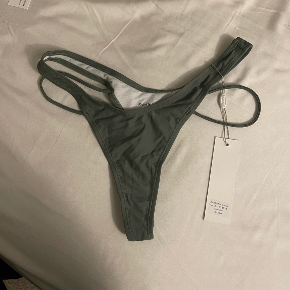 Boutine la new moss split bottom